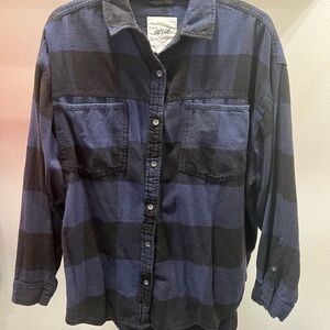 Aerie Women’s Casual Blue and Black Checkered Shirt